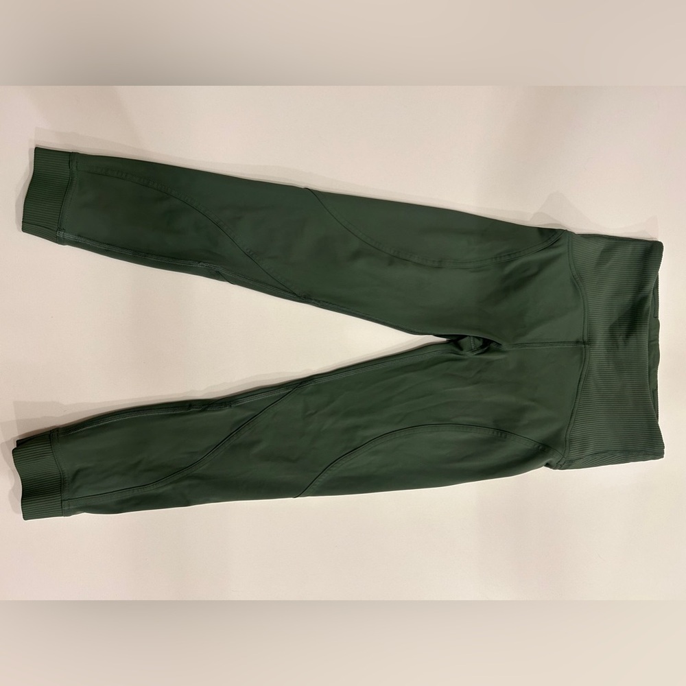 Green lululemon legging